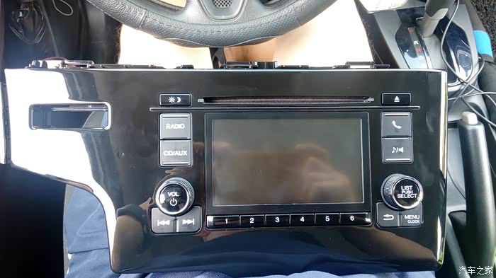 【图】飞度屏更换缤智屏作业