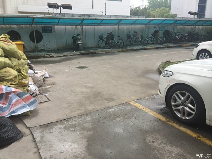【图】小区里停车被刮,责任归谁?_上海论坛_汽