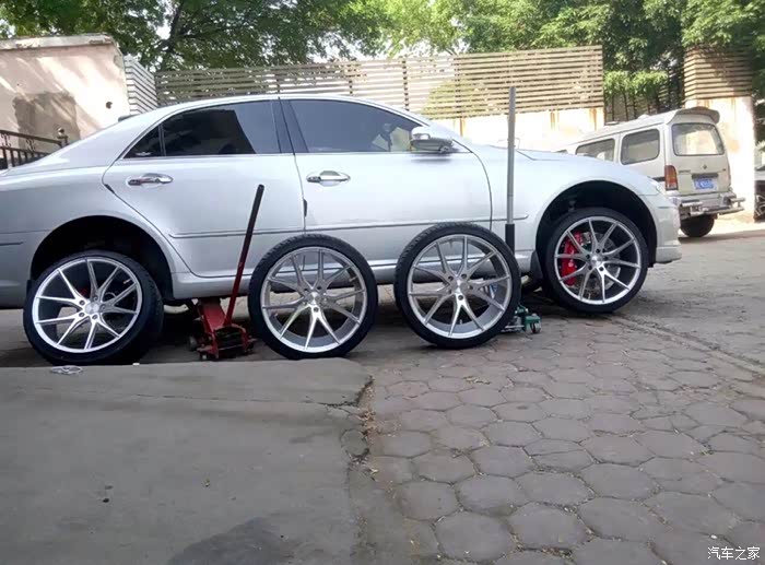 【图】出一套MMX19寸轮毂,锐志数据,使用不到