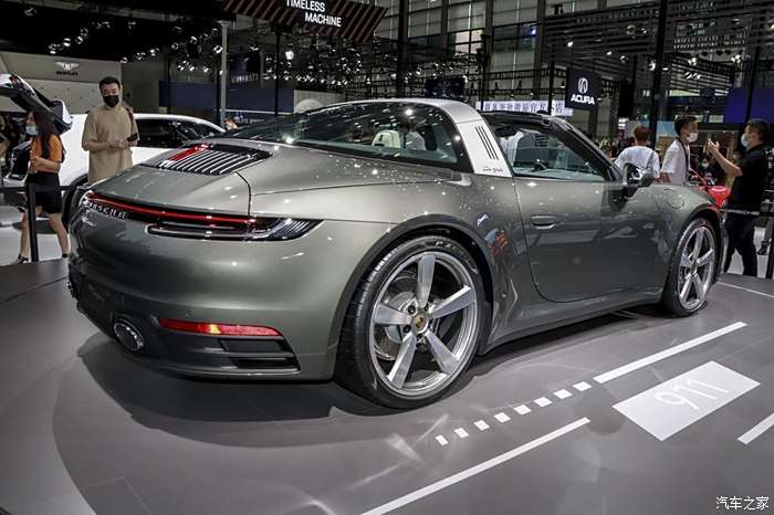 保时捷911 2020款 targa4 3.0t颜值爆表