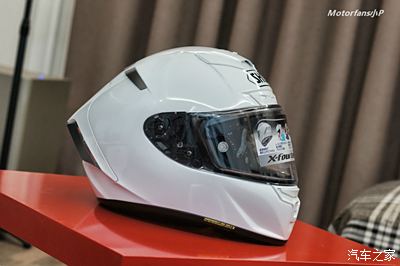 【小p】shoei x14 顶级赛道盔入手,汽车之家首发开箱图赏!