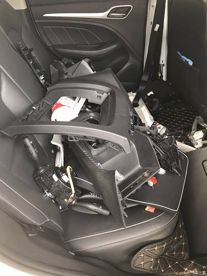 大揭密-带你们看看ZS的大拆车