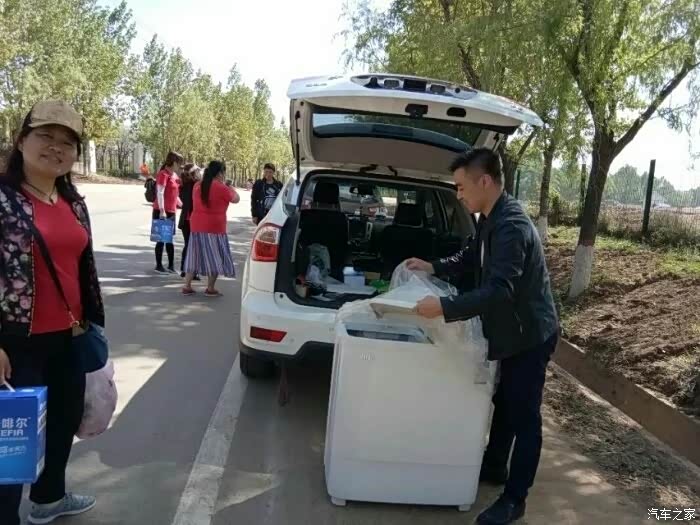 【图】六野俱乐部关爱残障儿童公益活动_比亚