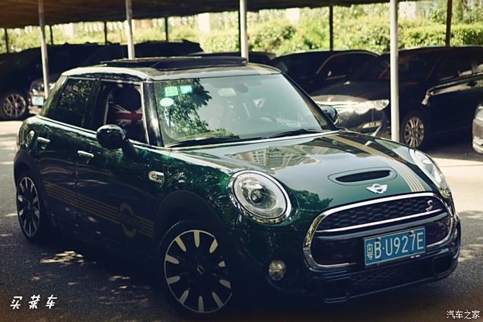 mini cooper s 哪个颜色漂亮?