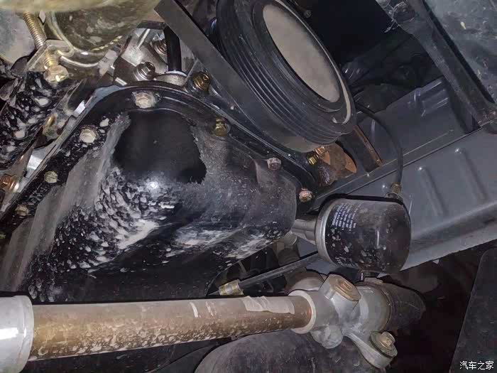 【图】欧诺发动机底壳渗油