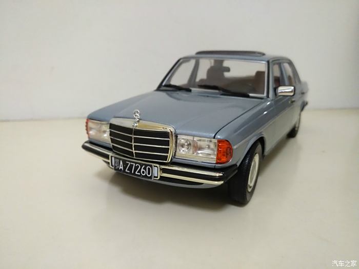 奔驰230e(w123)