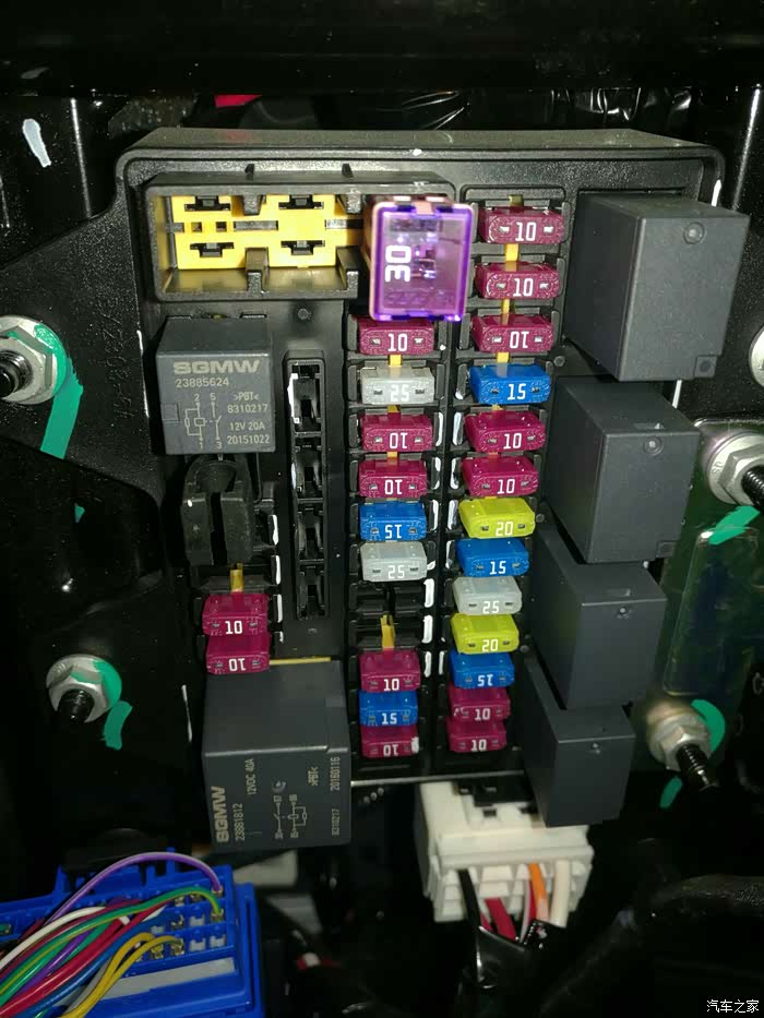 【图】低音炮电源接哪个?控制线接哪个?有图