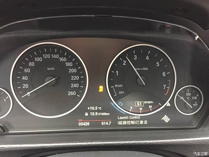 320豪华弹射起步