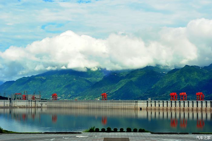 【高温补贴】夏日自驾游大坝风光