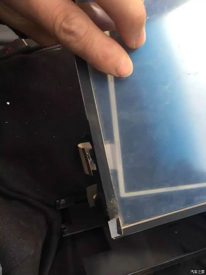 【图】老款科鲁兹40块搞定导航触摸屏失灵 错