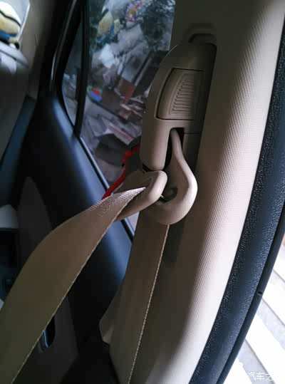 分享一招清洗安全带的方法_奇瑞E3论坛