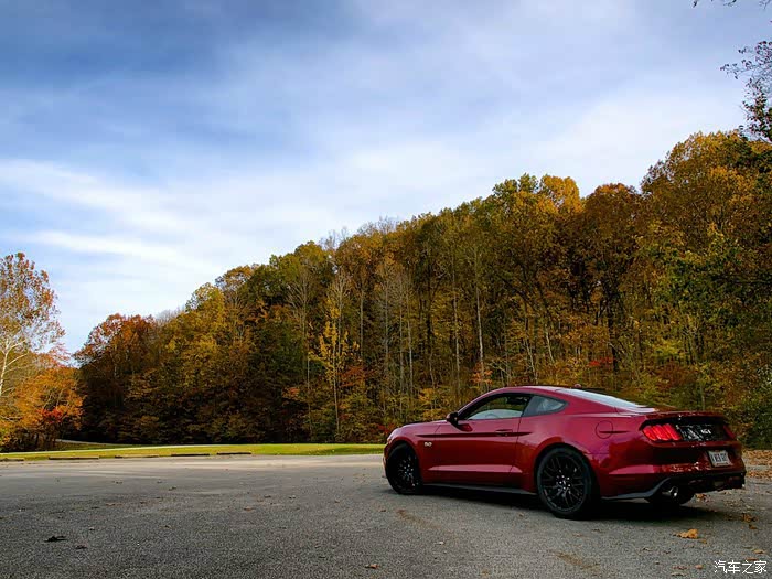 【图】16款野马赛跑车_野马F10论坛