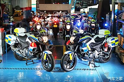 【香港新一代警用摩托车】本田 NC750P & C