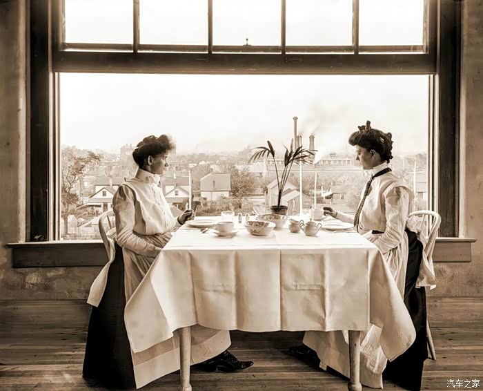 【图】靠窗的餐桌(1902年)_美食论坛_汽车之家论坛
