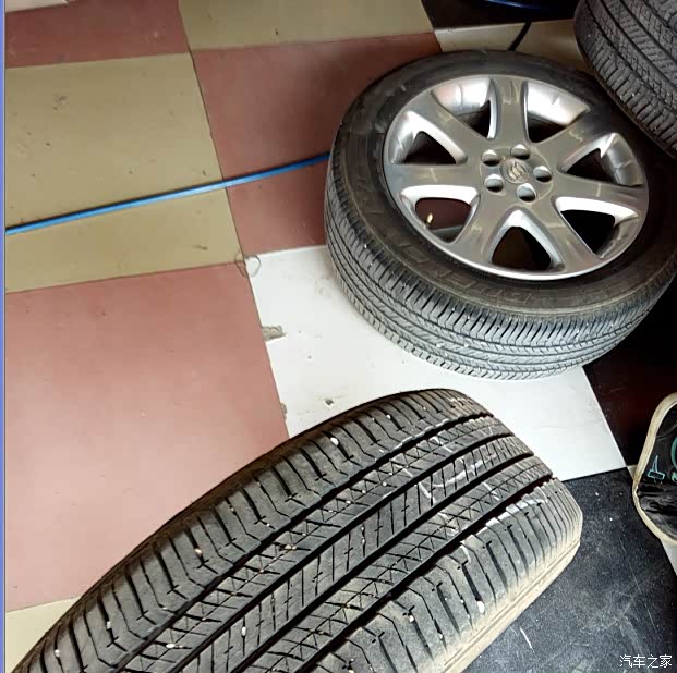 【图】昂科拉更换轮胎235\/50R18
