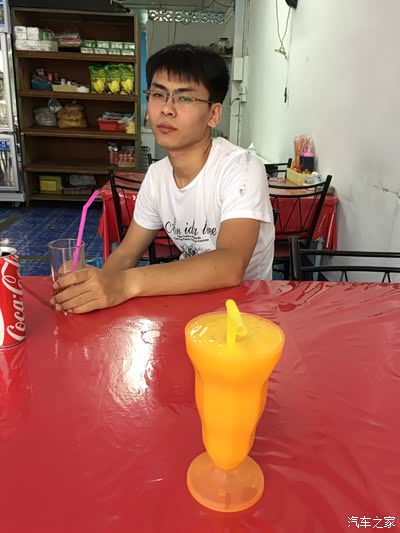 80后90后小夫妻的普吉岛摩托自驾蜜月之旅_自