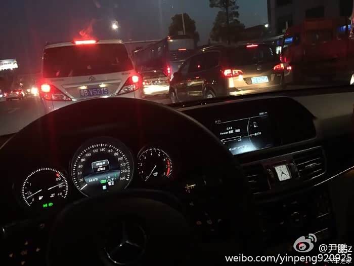 及新E的,老E也经典。够用才是硬道理_奔驰E级