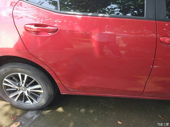 【图】请问被对方车撞了,对方车全责,我应该去