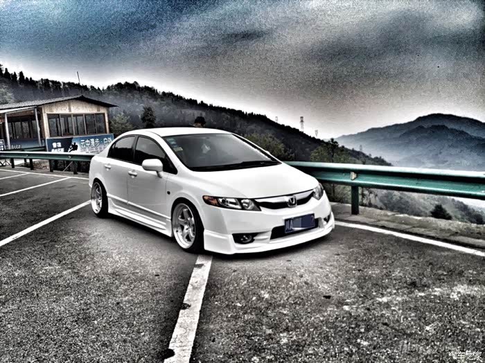 小艾妹纸 八代思域改装作业