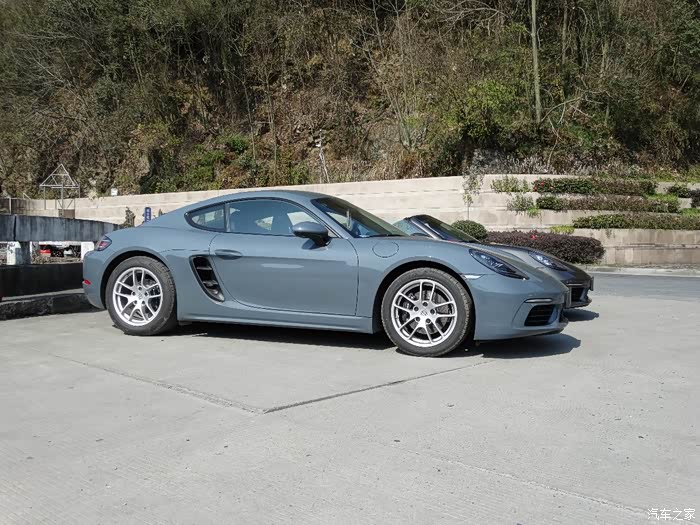 718cayman 石墨蓝 认证贴