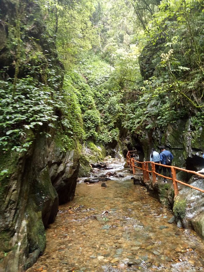 玉溪新平戛洒哀牢山