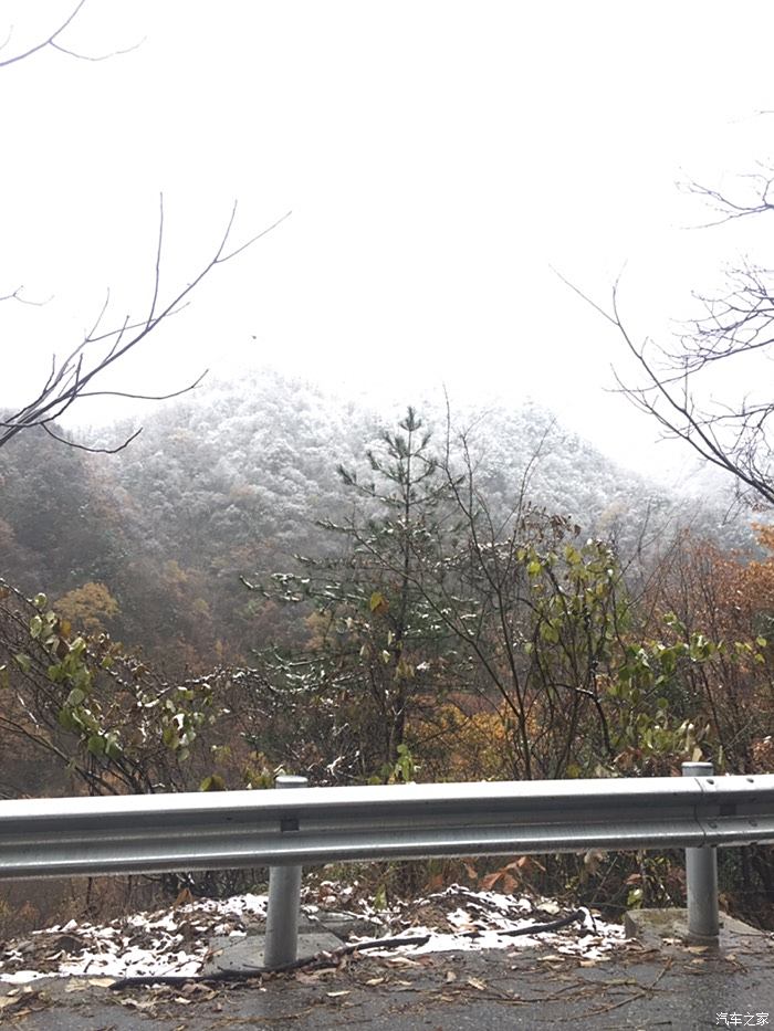 黄花岭雪景