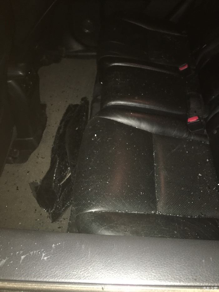【图】09款雷克萨斯RX450h车玻璃被砸,没有报