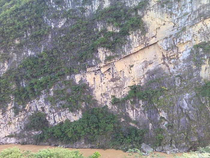 神秘的"僰人悬棺",豆沙关河巍巍.