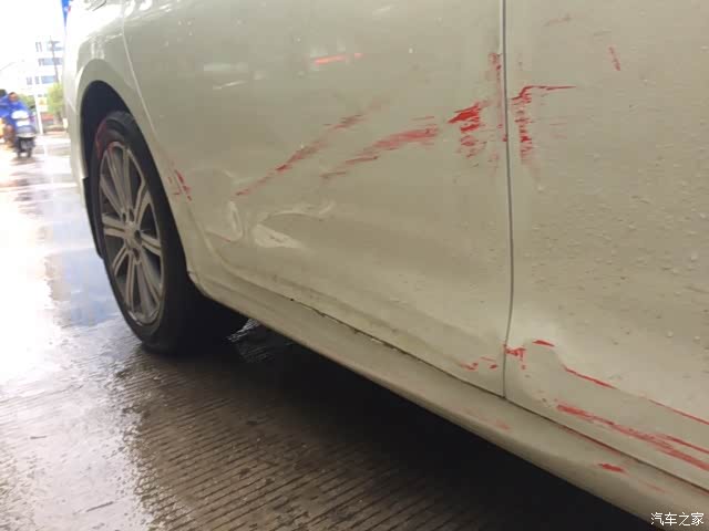 【图】惨案!这报保险得多少钱啊!第二年保费不