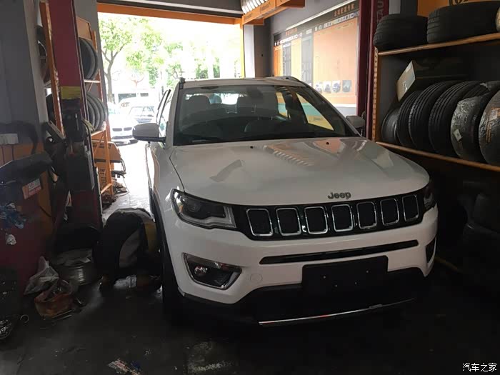 父亲节为老爸爱车更换机油,球迷一家选用壳牌