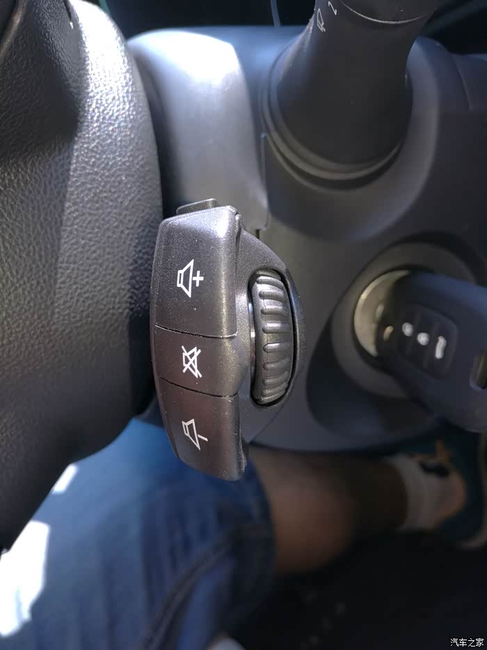 【图】U盘听歌,怎么用方向盘切歌啊?