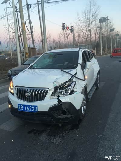 车被人高速追尾 对方全责 赔偿问题!谢谢