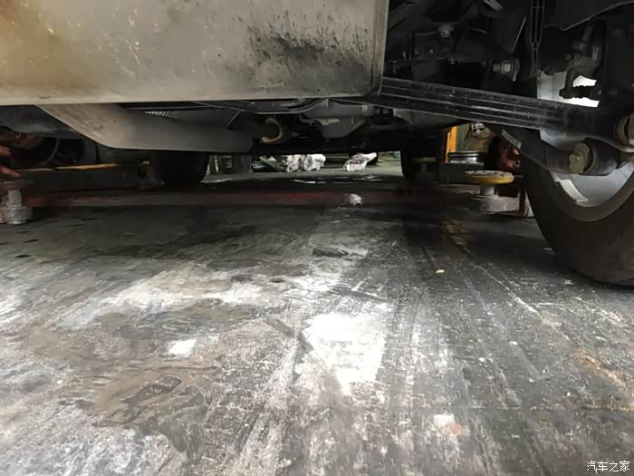 父亲节为老爸爱车更换机油,球迷一家选用壳牌