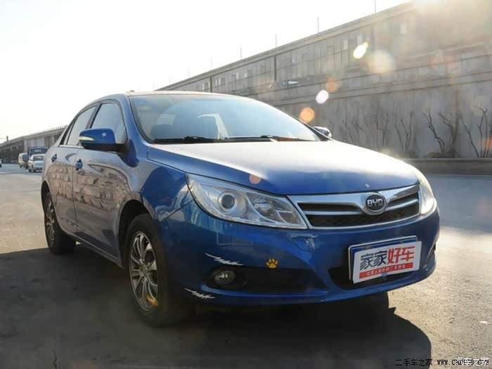 便宜!便宜!二手车最重要的就是便宜,折价率低!