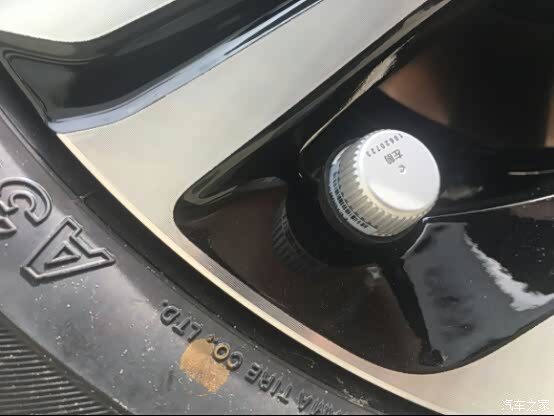 胎压多少才合适跑长途 500_wKgFXFls0nKATFAJAAEezSw0e40990.jpg