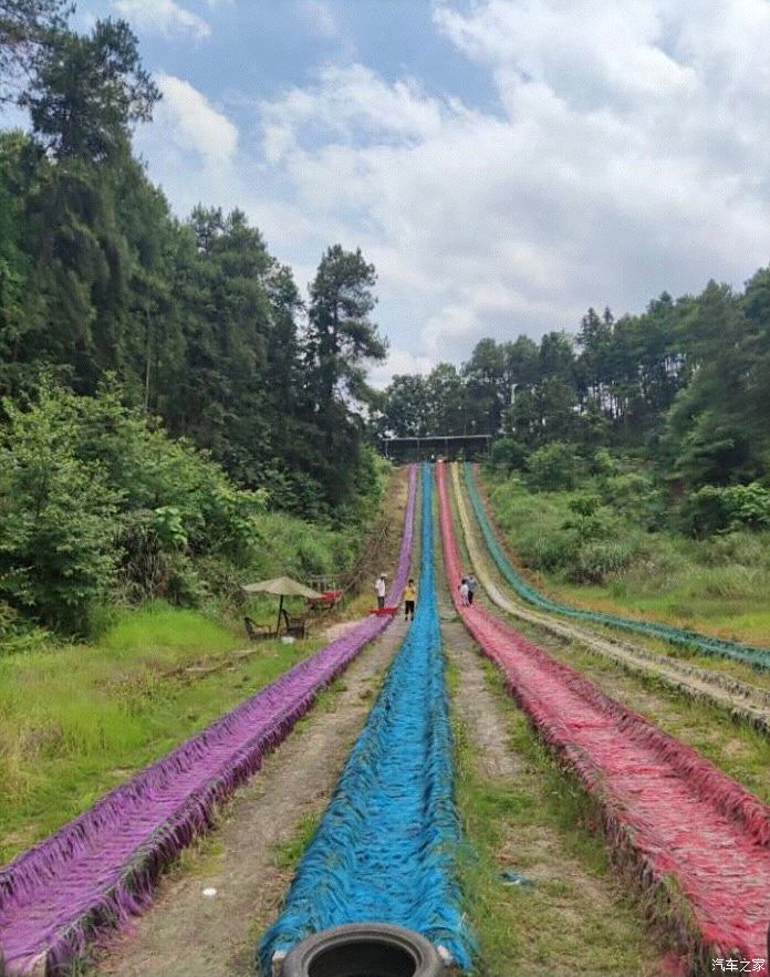 自驾荣威i5打卡迎龙峡景区