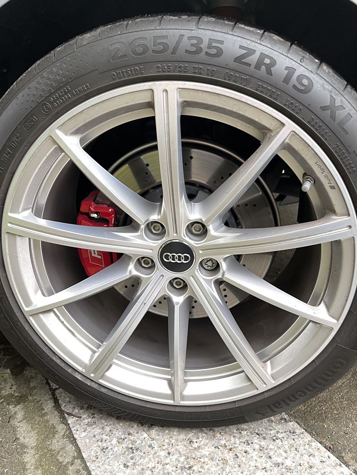 上海出rs4 audi sport轮毂轮胎