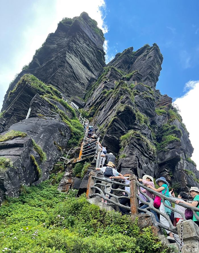 下山容易上山难 开着新买的途观l全家游玩梵净山