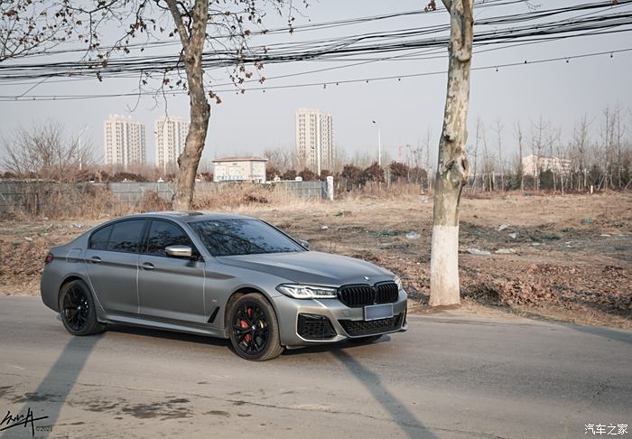 杭州第一辆2021款bmw 540i 磨砂暗银——究竟好在哪里?