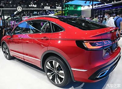 大众途观x采用溜背设计,车型定位于中型suv