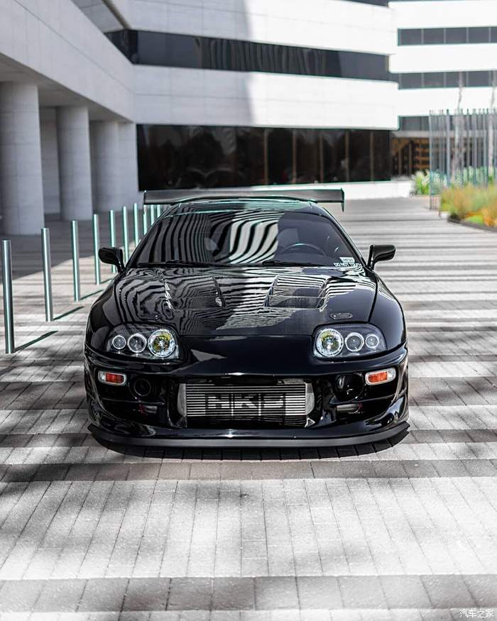 丰田supra mk4简直帅爆了