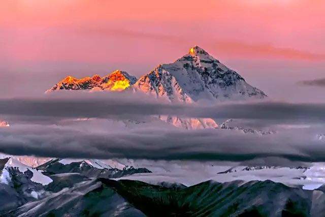 珠穆朗玛峰美景,感受它的无穷魅力.