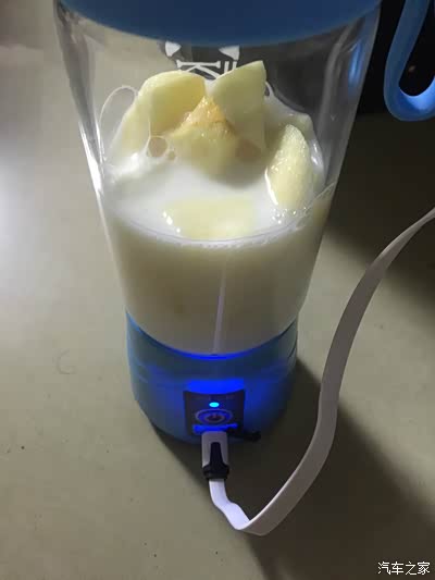 【评测】电动便携式榨汁杯