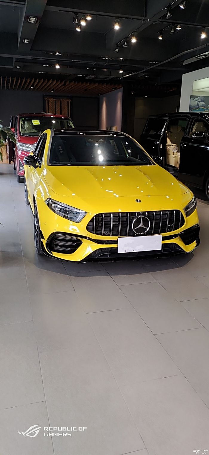 奔驰amg-a45s