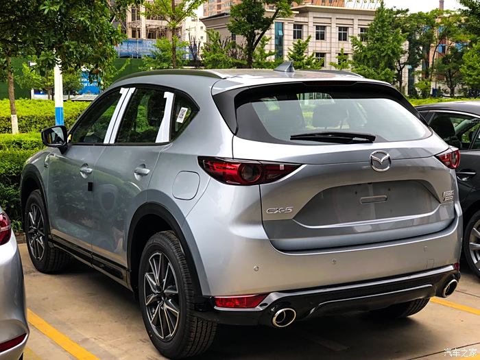 与众不同(耀夜特装版)cx-5 2.5l银色旗舰