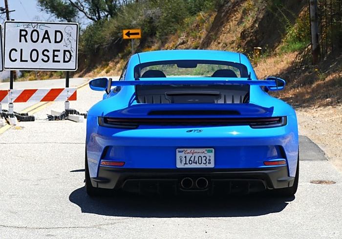 每位young boy都梦寐以求的dream car---2022款保时捷911 gt3