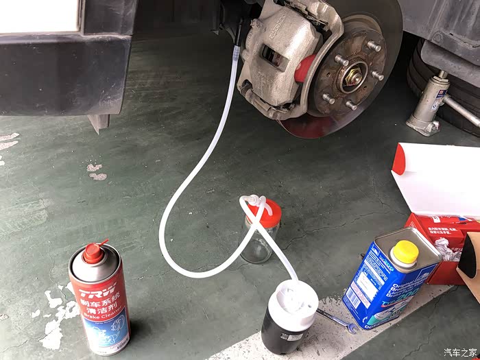 单人换前刹车皮及刹车油