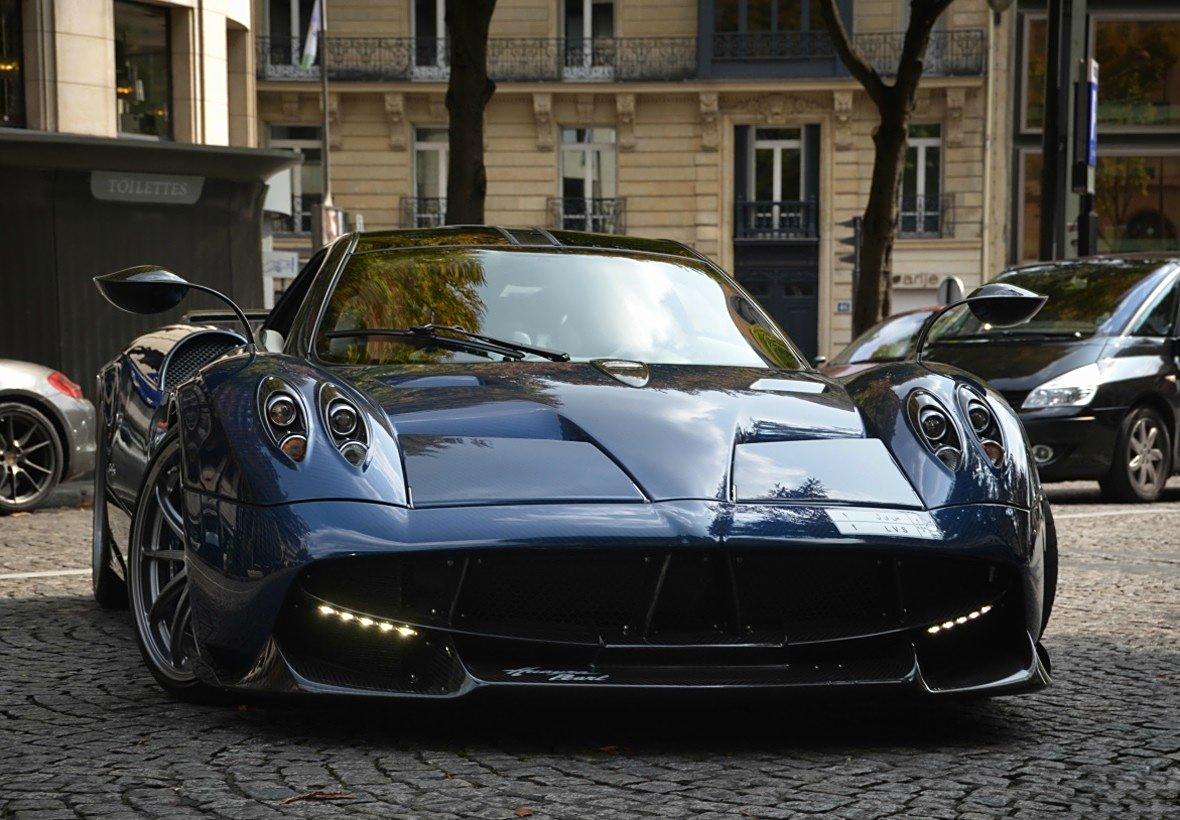 帕加尼huayra pearl帅气的风之子.