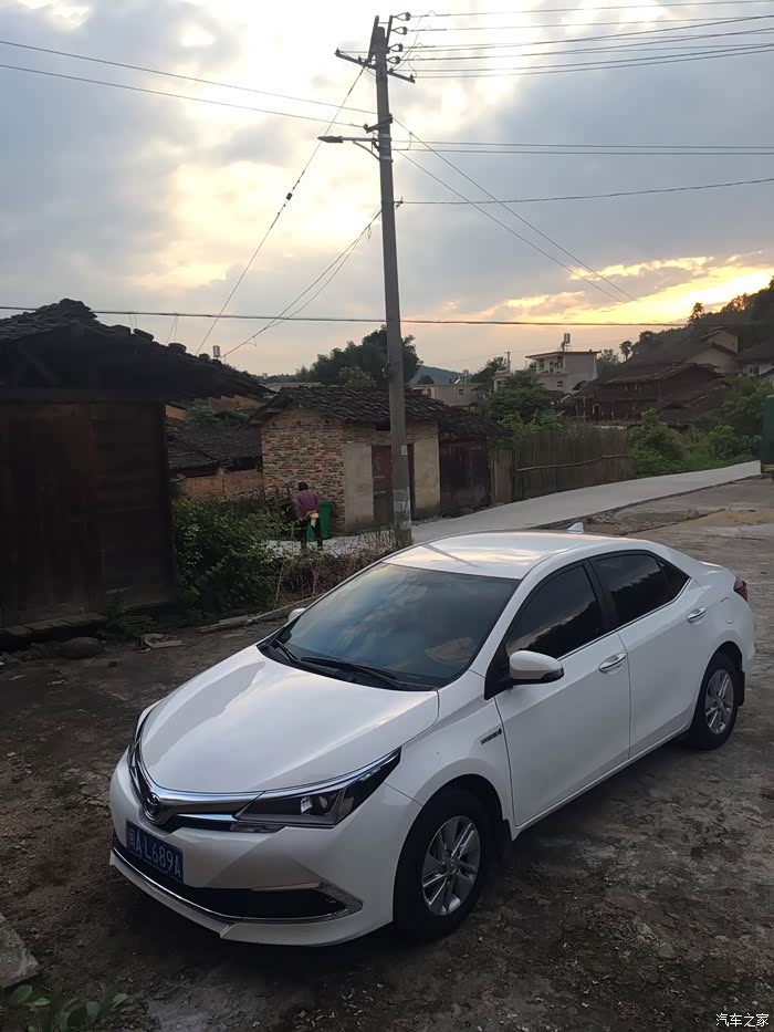 新款卡罗拉双擎论坛 500_ChsEe12QarmAdKwFAAWLmSmLBzk752.jpg