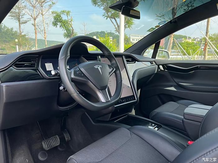 出2019特斯拉modelx100d长续航版白外黑